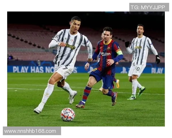 尤文图斯逆袭巴塞罗那精彩对决以四比一大胜引发热议