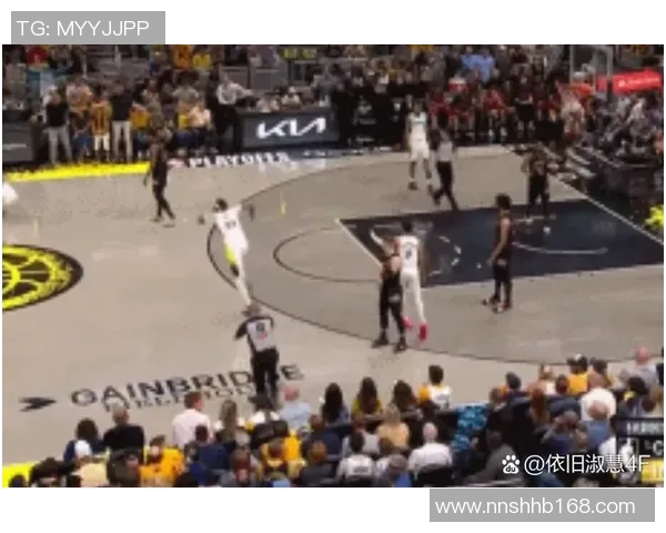 305骑士与步行者的激烈对决揭示了NBA季后赛的紧张氛围与精彩瞬间